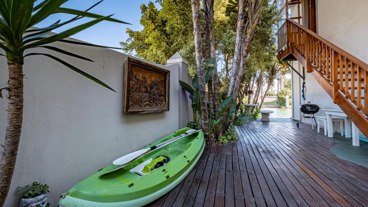The Ark Guesthouse At Marina Martinique Jeffreys Bay Exterior foto